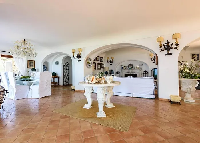 Gina, Anacapri (Isola di Capri)