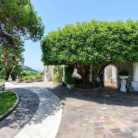 Gina, Villa Anacapri (Isola di Capri)