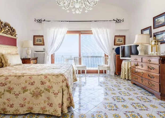 Villa Gina - Infinity Pool - Capri אנה קאפרי