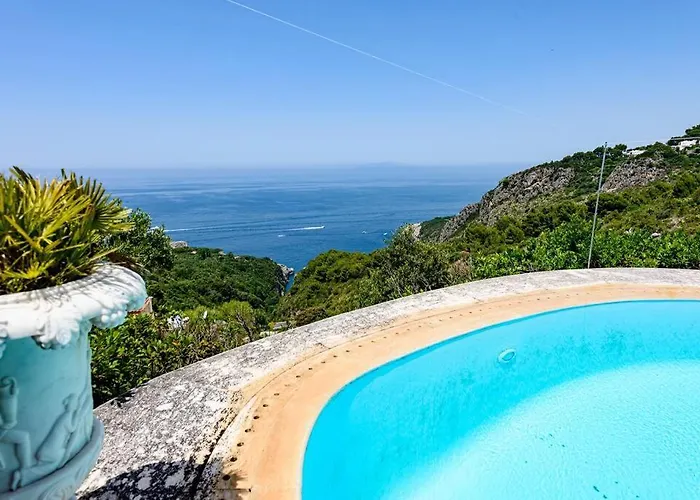 Gina - Infinity Pool - Capri * Anacapri (Isola di Capri)
